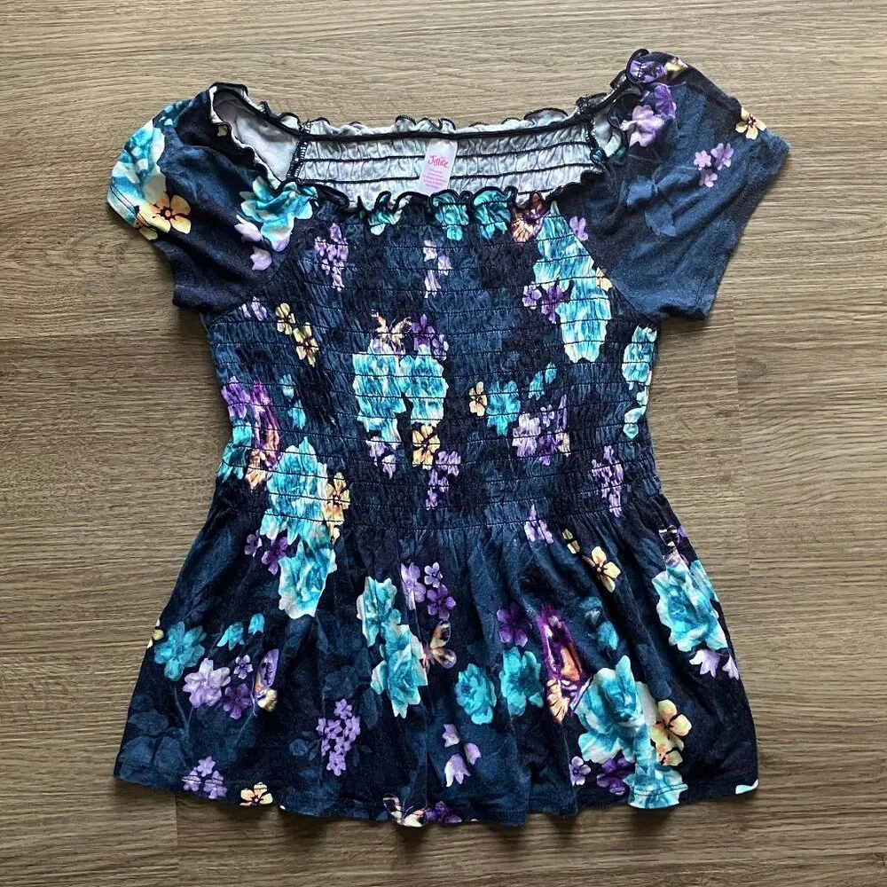 10 Vintage Justice Smocked Short-sleeve Top